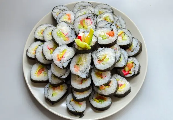Co to jest pasta surimi? - Co to jest pasta surimi pasta krabowa do sushi - Co to jest pasta surimi