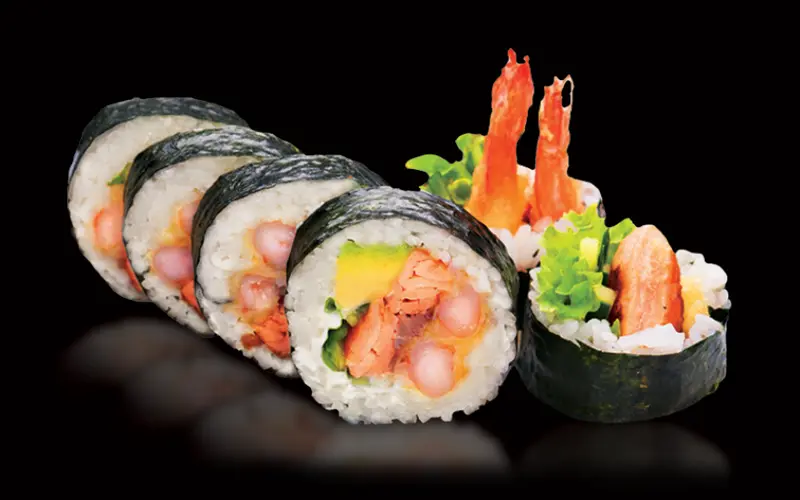 Futomaki Yakisake - Doskonałe połączenie smaków w sushi - Co to jest to czerwone w sushi futomaki yakisake - Co to jest to czerwone w sushi