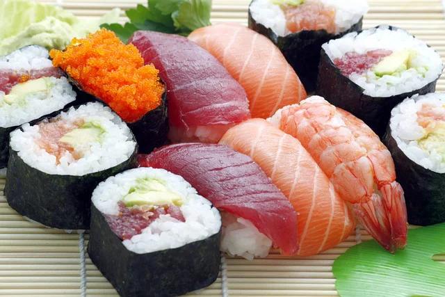 Jak przechowywać sushi - porady i wskazówki - Czy można jeść sushi na drugi dzień jak przechowywać sushi - Czy można jeść sushi na drugi dzień