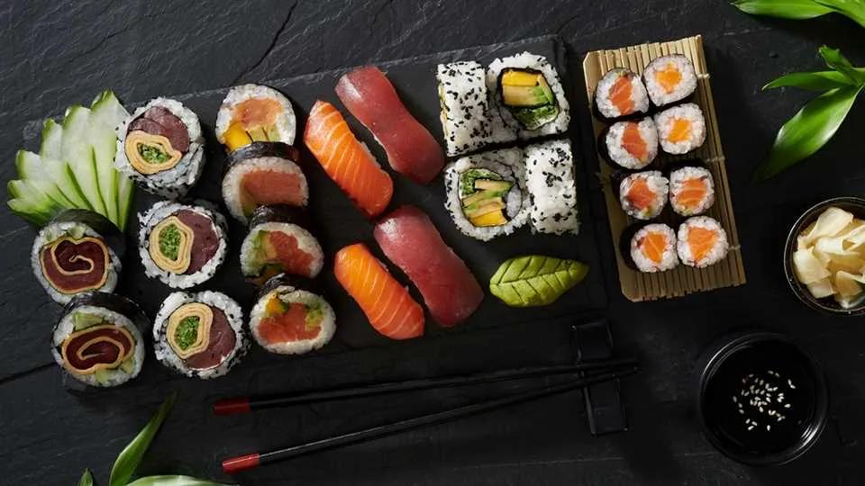Przygotowanie ryżu do sushi - jak gotować hosomaki - Ile octu ryżowego do ryżu hosomaki jak gotujemy - Ile octu ryżowego do ryżu