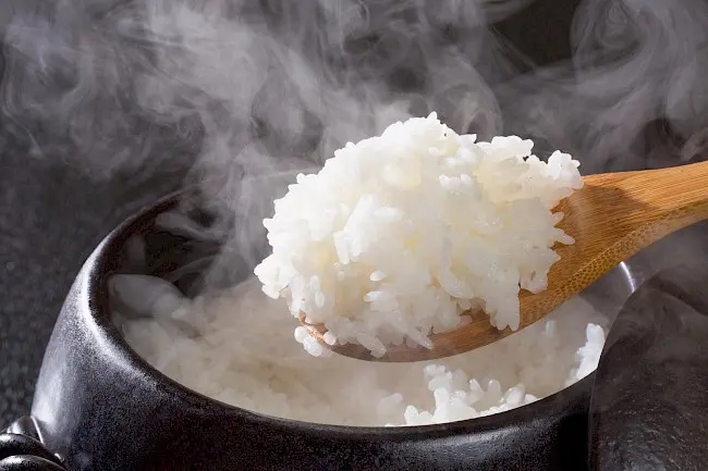 Ile waży ugotowany ryż do sushi? - Ile waży 100 g ryżu po ugotowaniu ile waży ugotowany ryż do sushi - Ile waży 100 g ryżu po ugotowaniu